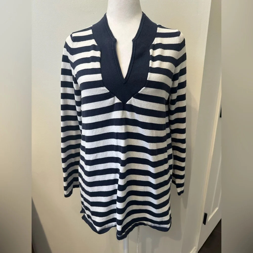 Sail to Sable STS Navy and White Stripe Sweater Tunic Long Sleeve small v neck